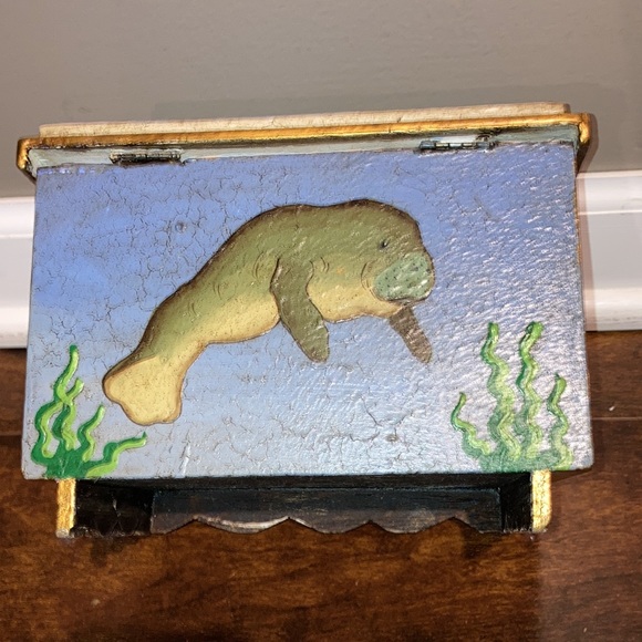 Handpainted Manatees wooden Jewelry / trinket box Peru Hand Jive shabby 8 1/4” - Picture 8 of 12